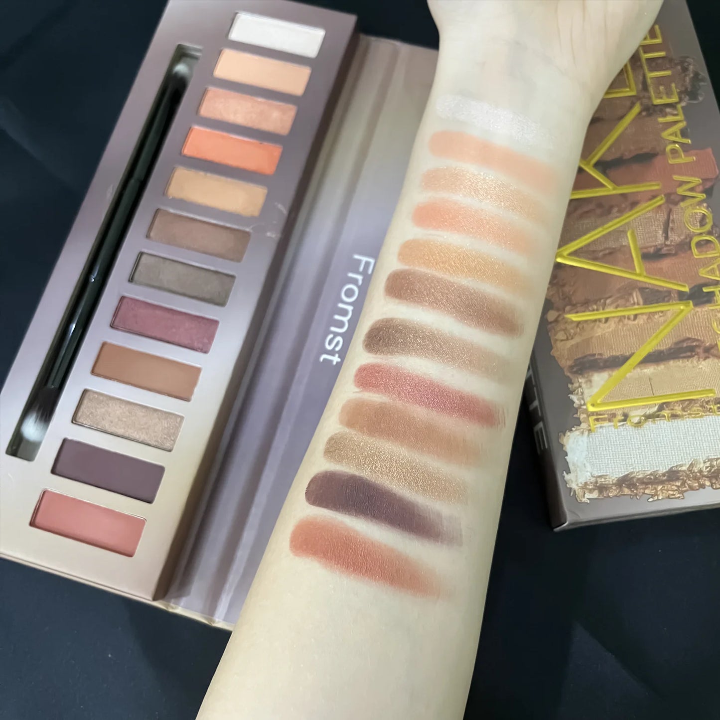 12-Color Naked Heat Eyeshadow Palette